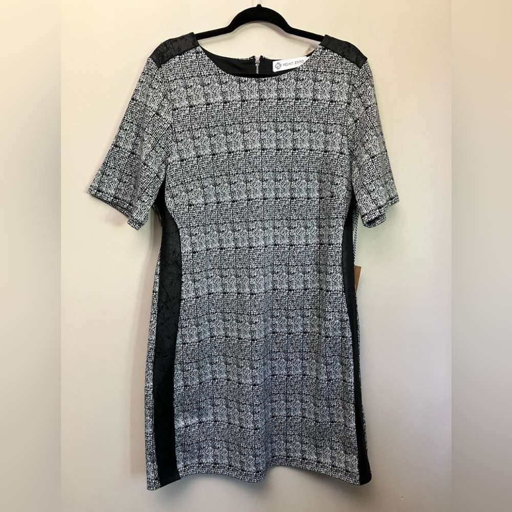 Point Zero dress sheath women’s size 15 short sleeves black and white
